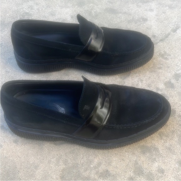 TODS Men\'s Black Suede Lug Sole Penny Loafer Shoe Size 7 main image 5